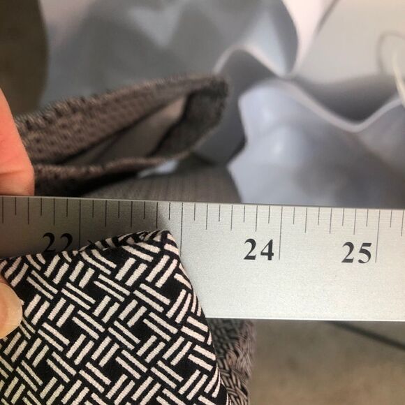 NWT Est 1946 24W Really Nice Black & White Skort!! - Picture 9 of 9